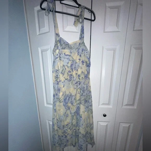 Floral Maxi Dress in Blue and Yellow - Picture 2 of 3